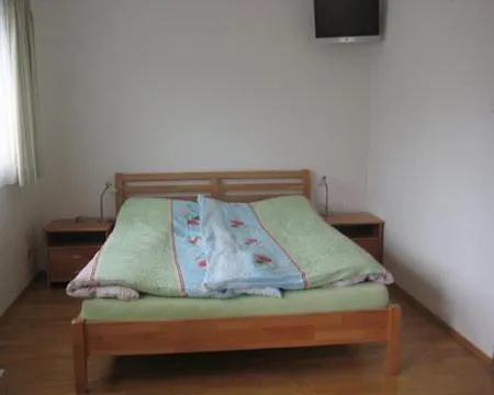 Schellenberg Apartment *